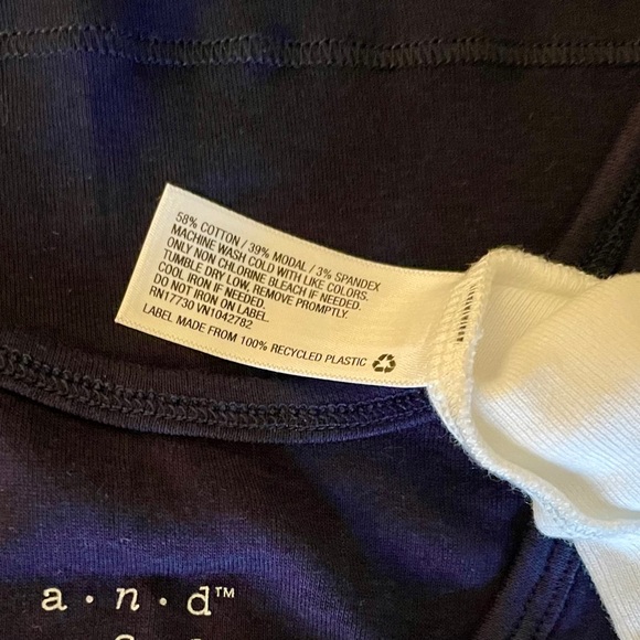 Bundle Target Tank Tops Size XS - Picture 11 of 16